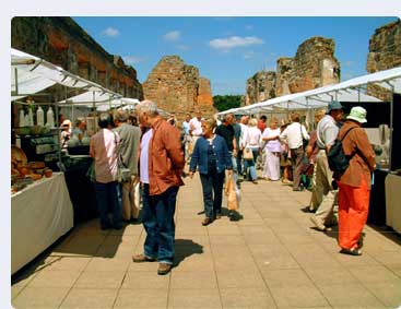 Market Stall Hire For Arts Fairs